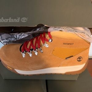 NEW Timberland GT Scramble mid hiking boots brown